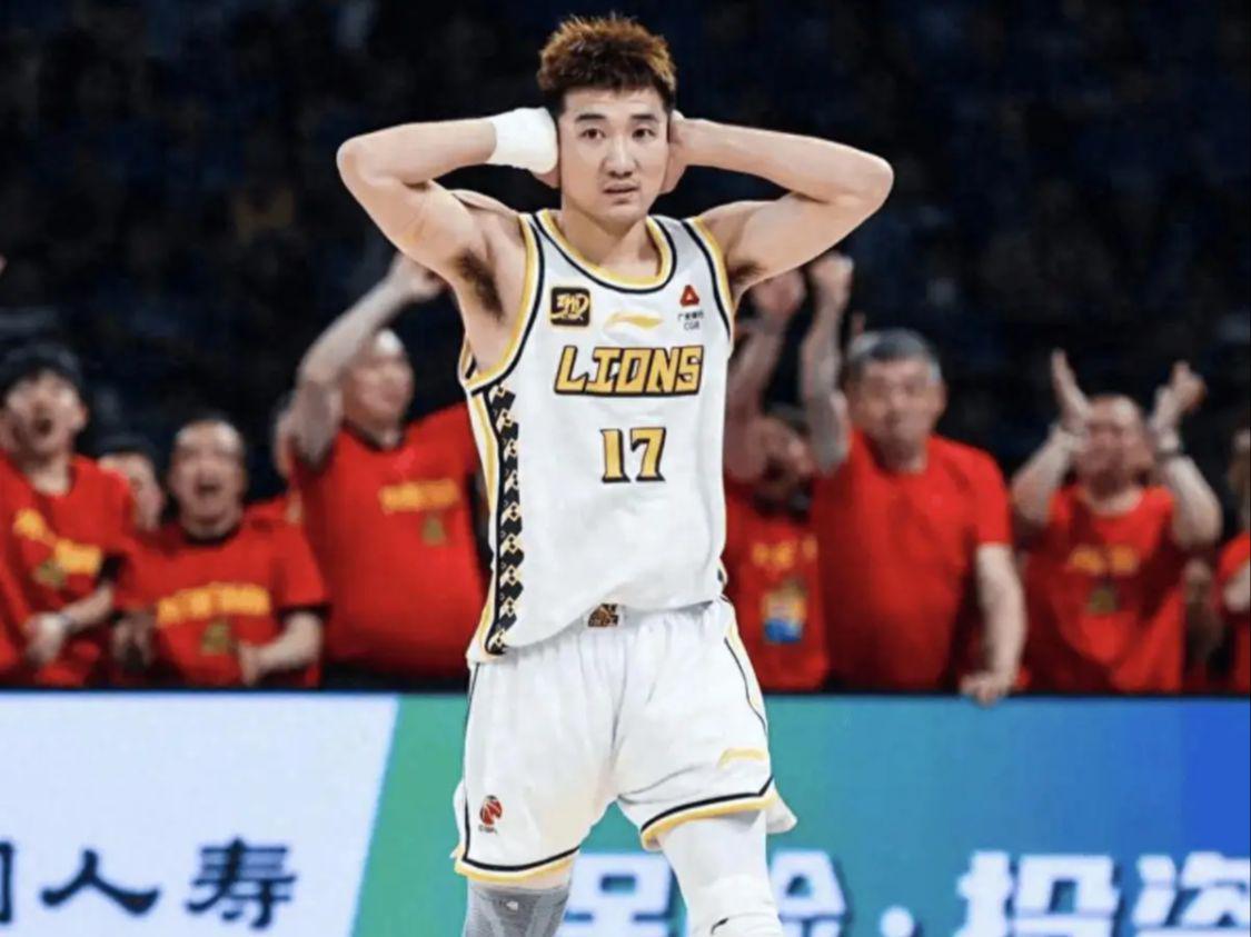 KAIYUN-12投10铁，被高诗岩打崩心态！球迷：知道你为啥进不了国家队了吧